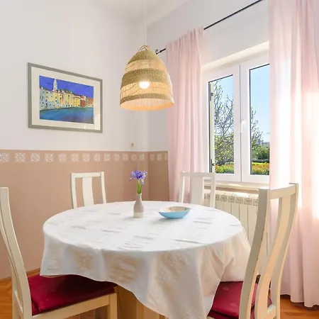 Apartment Macan, Beautiful Oasis *