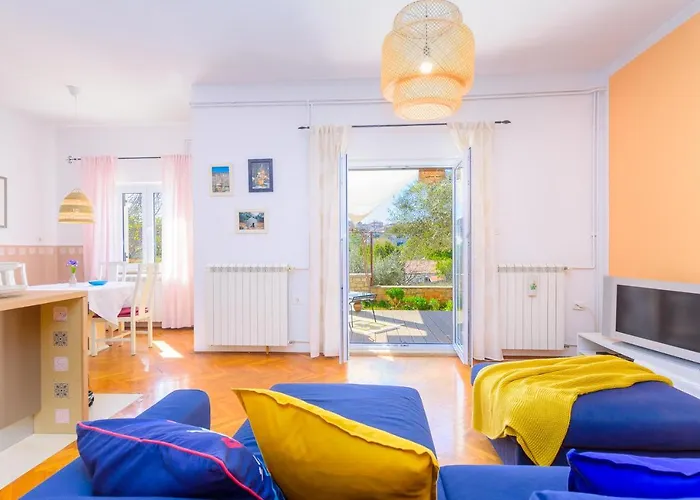 Macan, Beautiful Oasis Apartman