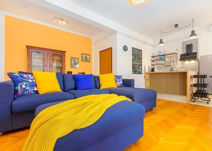 Macan, Beautiful Oasis