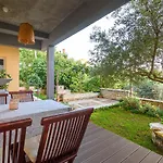 Macan, Beautiful Oasis Apartment Pula